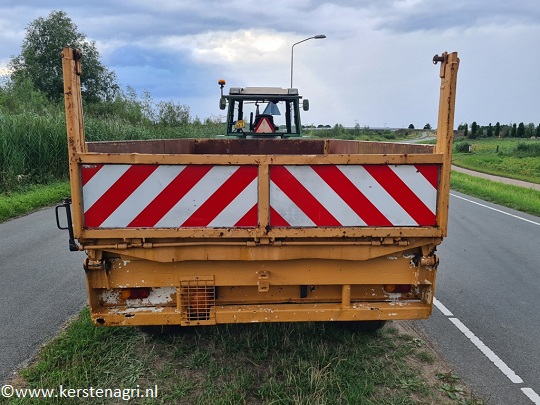 6 tons 3 zijdige kipper, degelijk gebouwd